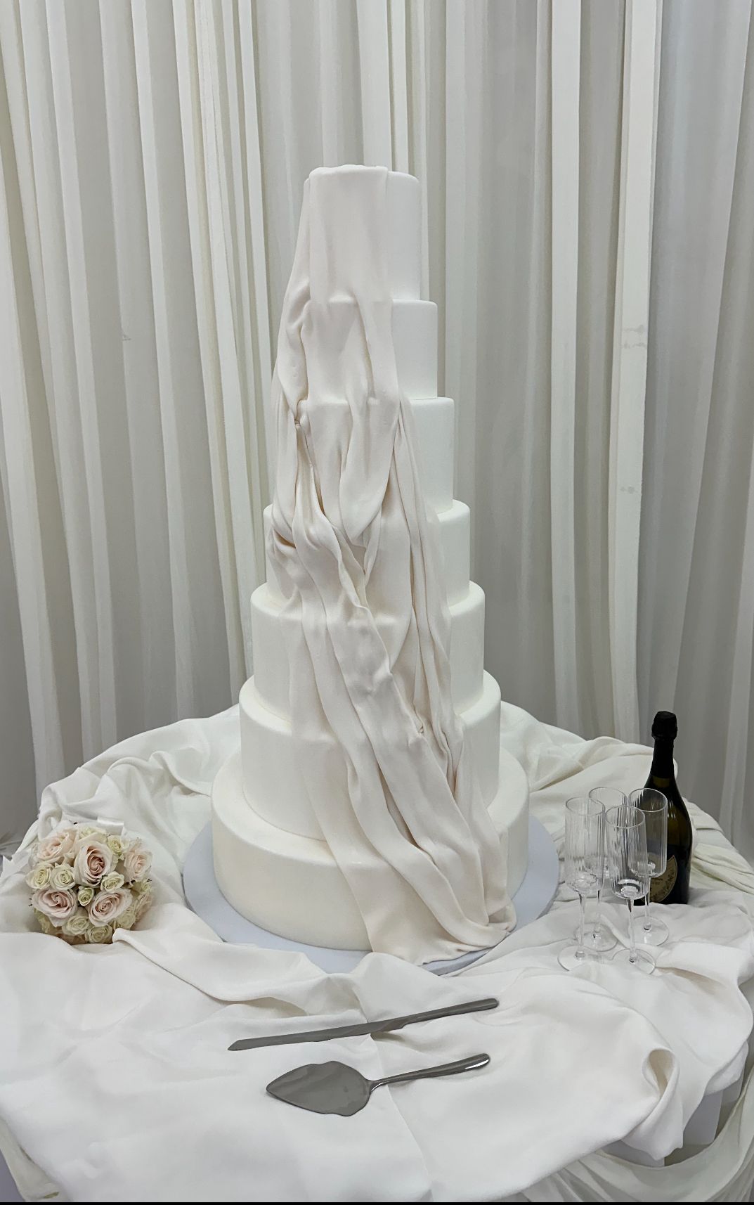 Celebrate in Style: Roobina’s Cake at Impressions Banquet Hall Glendale