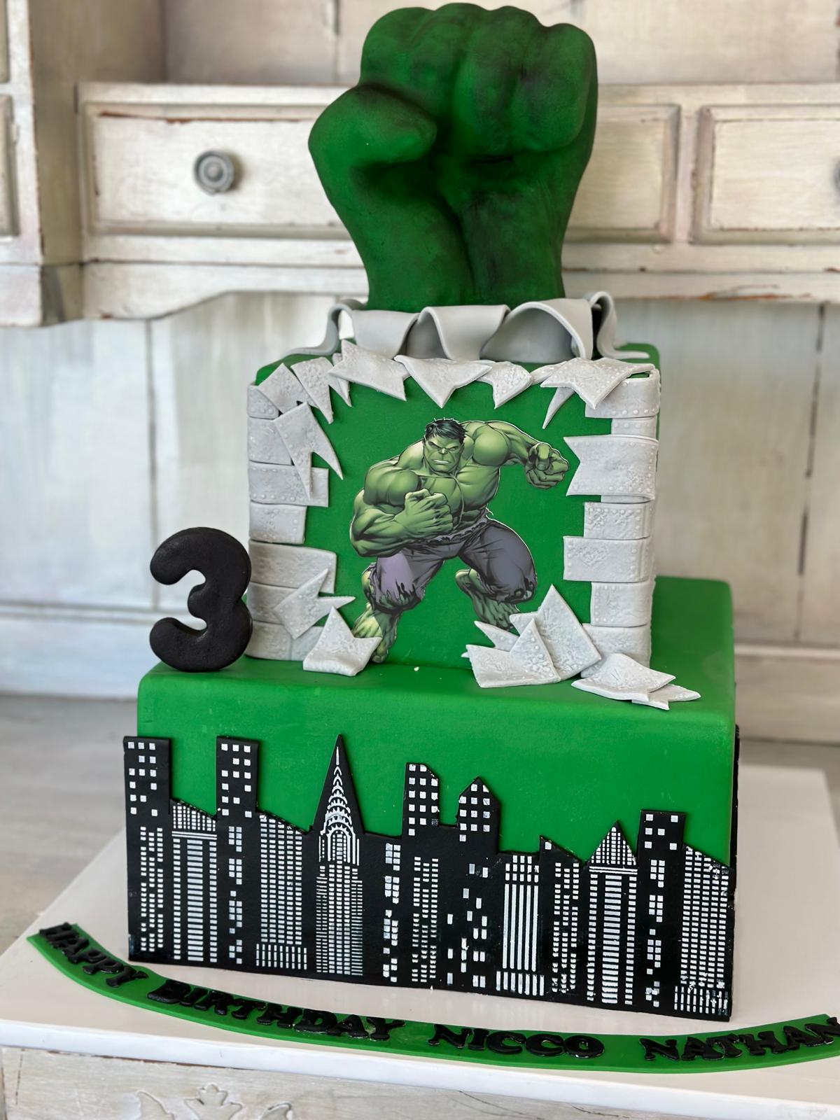 Roobina’s Cake Delivery to Ruby Grand Ballroom (S Louise St, Glendale)