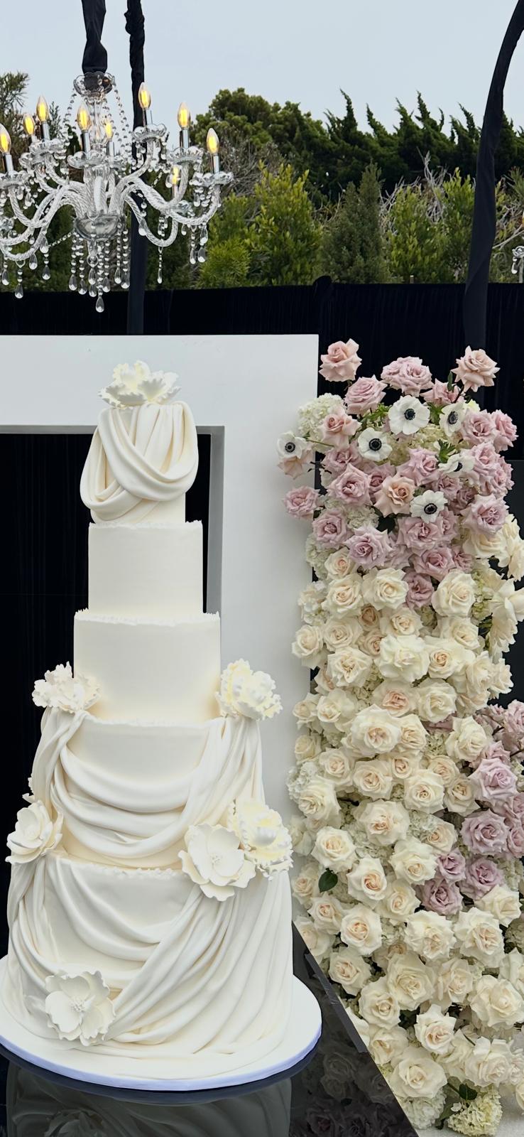 Discover the Best Bakery in Pasadena – Roobina’s Cake