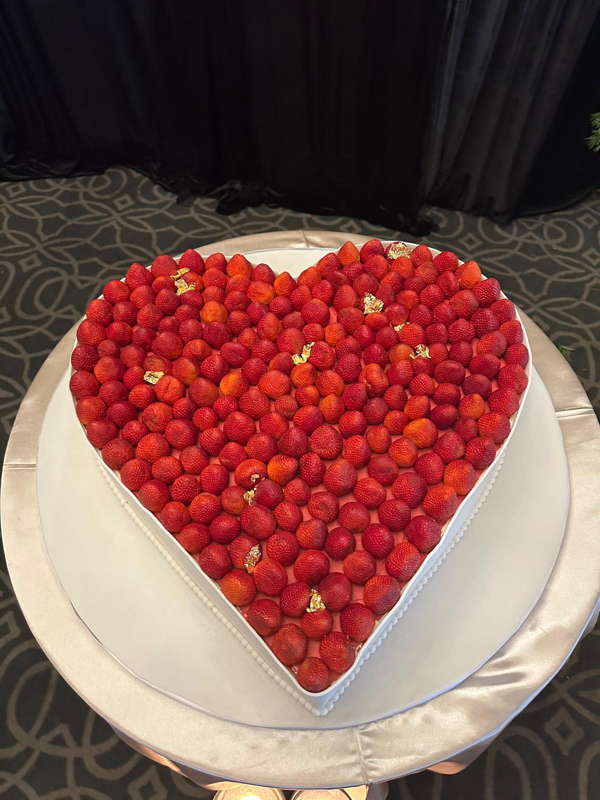 Roobina’s Cake – The Premier Cake Shop & Bakery in Glassell Park, Los Angeles