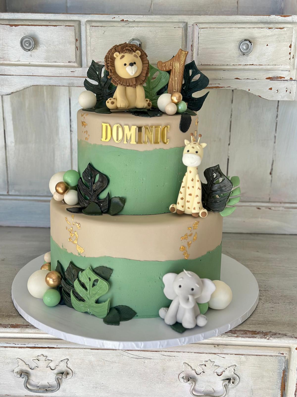 Roobina’s Cake — Delivering Sweet Perfection to Tom’s Watch Bar at San Diego Petco Park