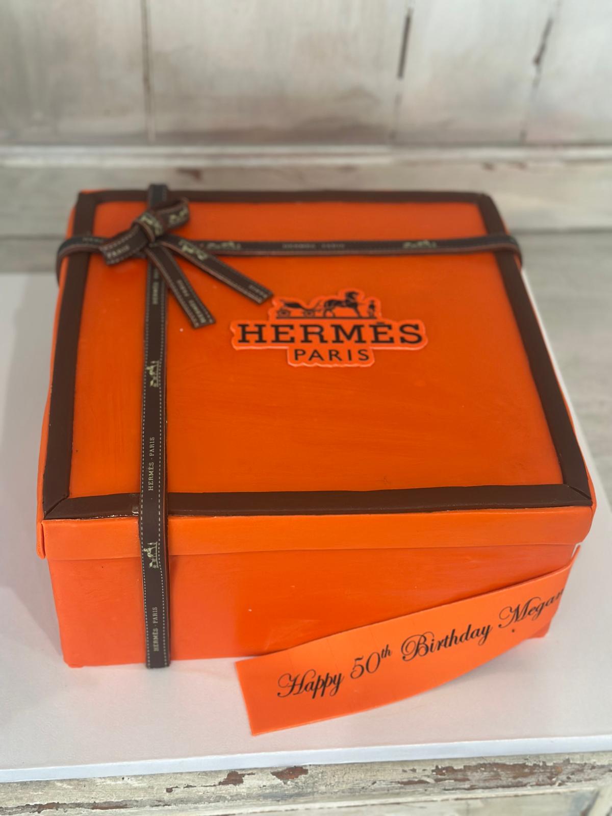 Custom Cakes & Dessert Delivery in Simi Valley, California