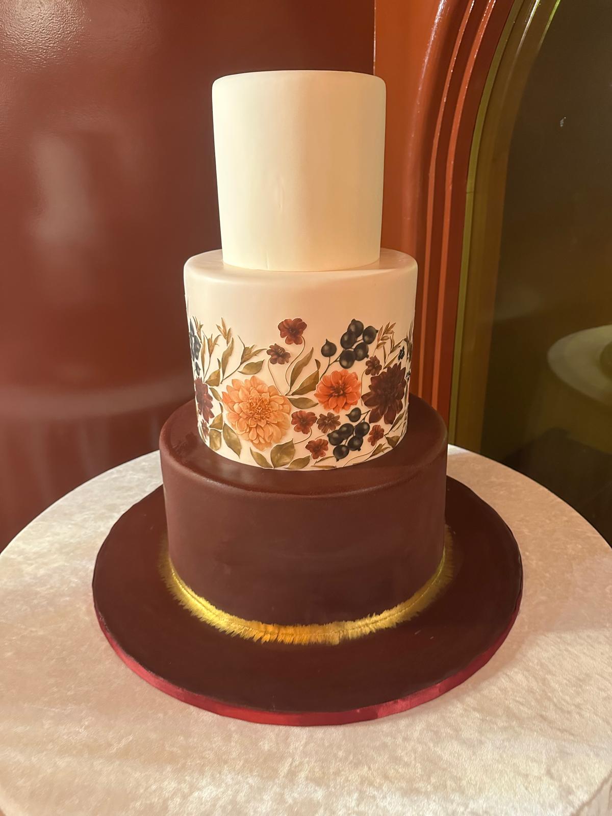 Roobina’s Cake: The Best Cake Shop in LA for Custom, Birthday & Wedding Cakes