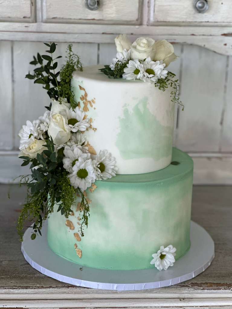 Quinceañera Cakes Rancho Santa Margarita CA: Elegant Custom Designs & Delivery by Roobina’s Cake