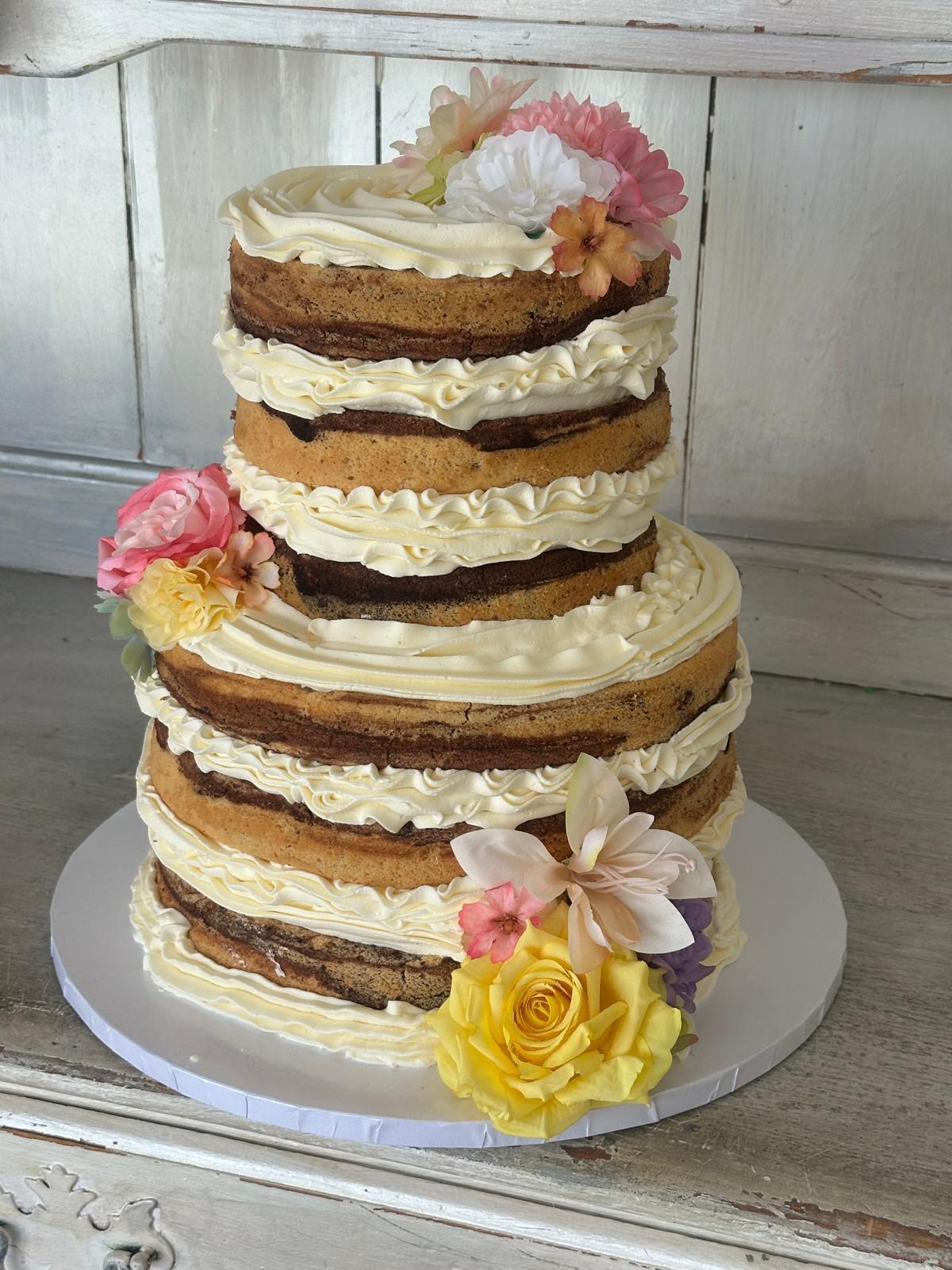 Wedding Cakes & Venue Guide Near Valley Villa Northridge by Roobina’s Cake