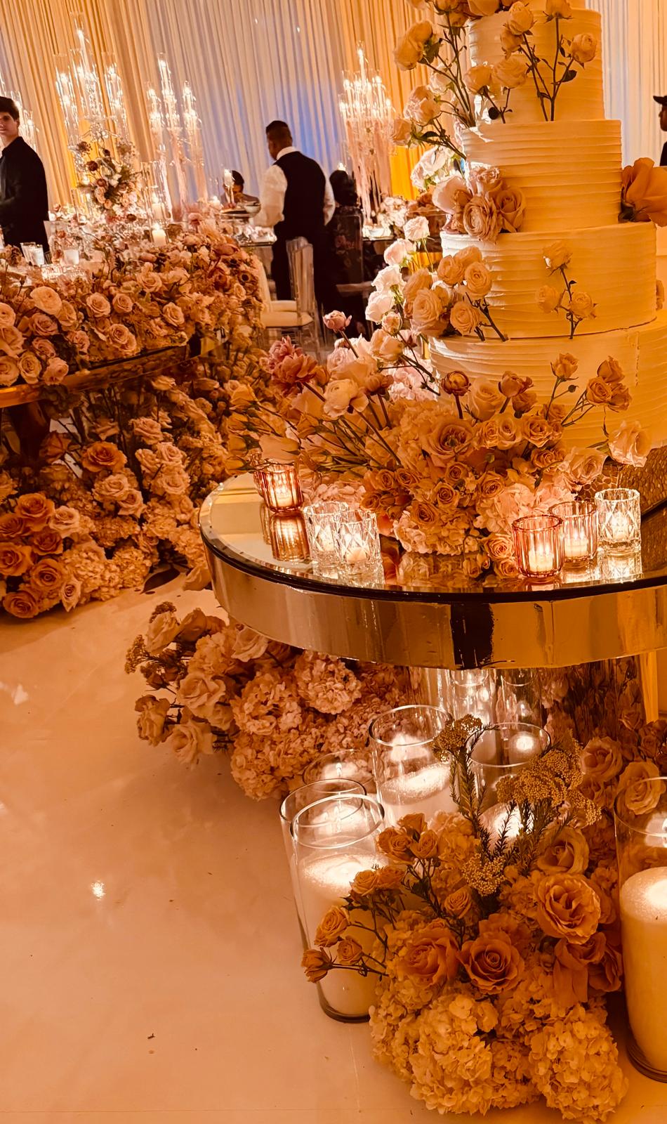 Bakery in Simi Valley Near Me | Best Cake Shop in Simi Valley CA – Roobina’s Cake