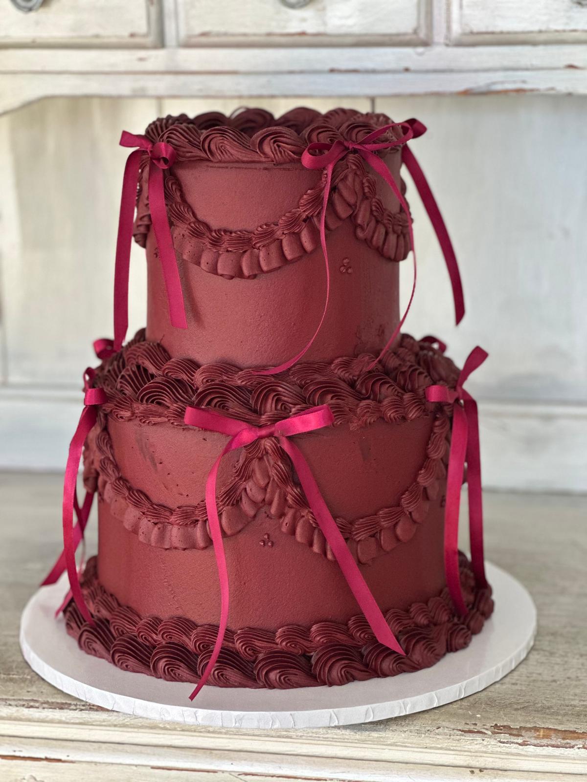 Custom Birthday Cakes in Long Beach Near Me | Roobina’s Cake Inc
