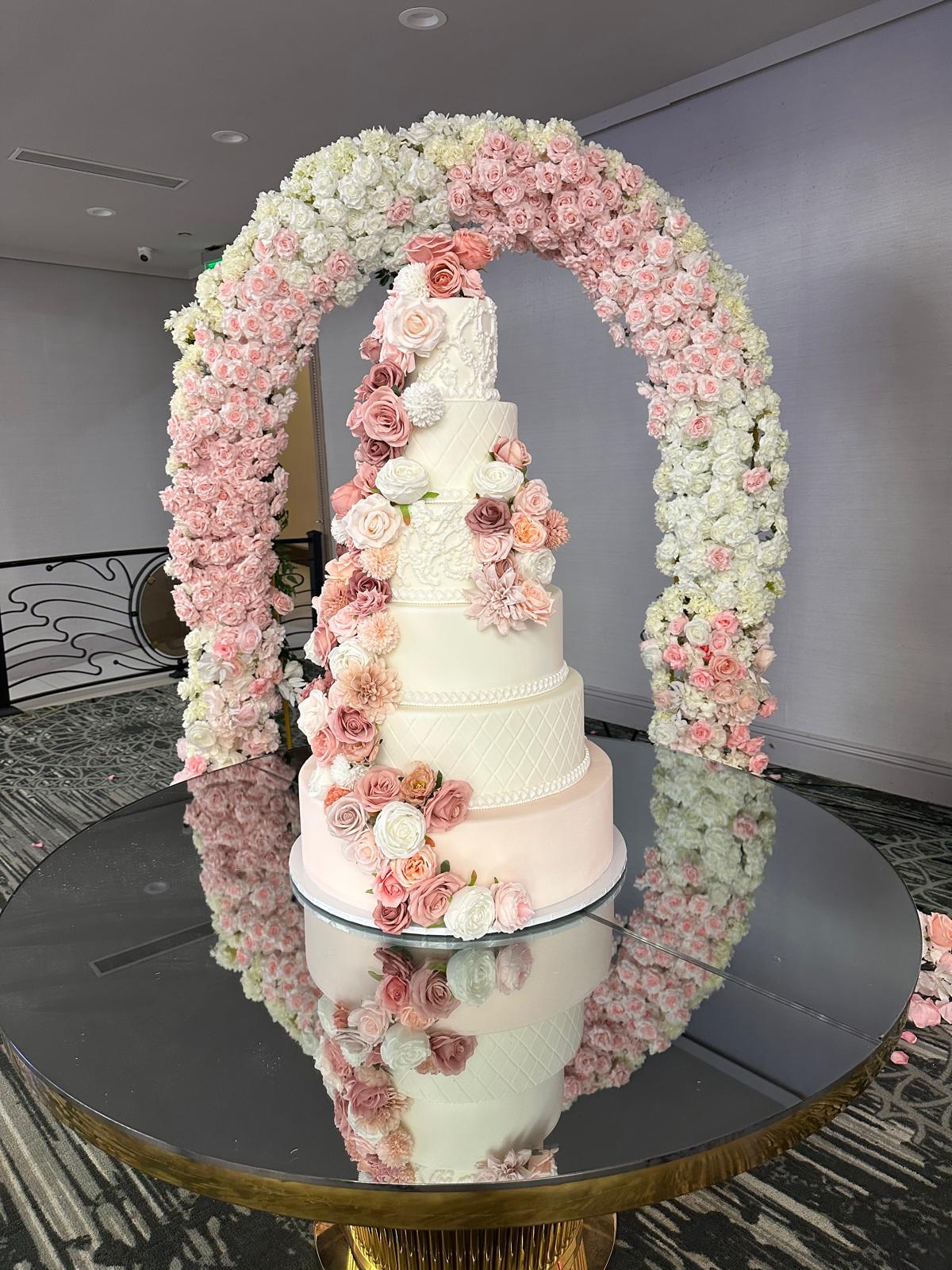 Wedding Cakes Downtown Los Angeles | Custom Cake Near Me for Every Special Celebration