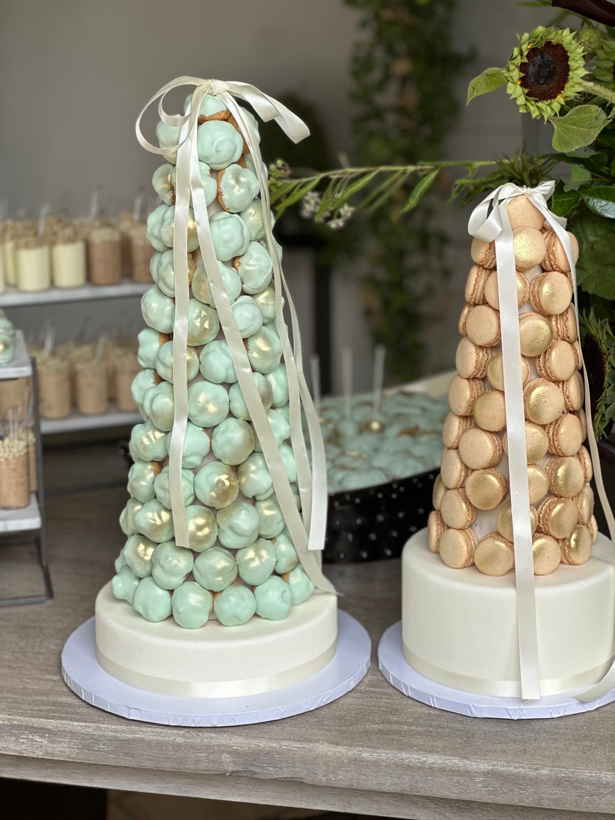 Best Affordable Wedding Cakes Near UCLA, Los Angeles, CA | Custom Wedding Cakes, Graduation Cakes & Birthday Cakes by Roobina's Cake