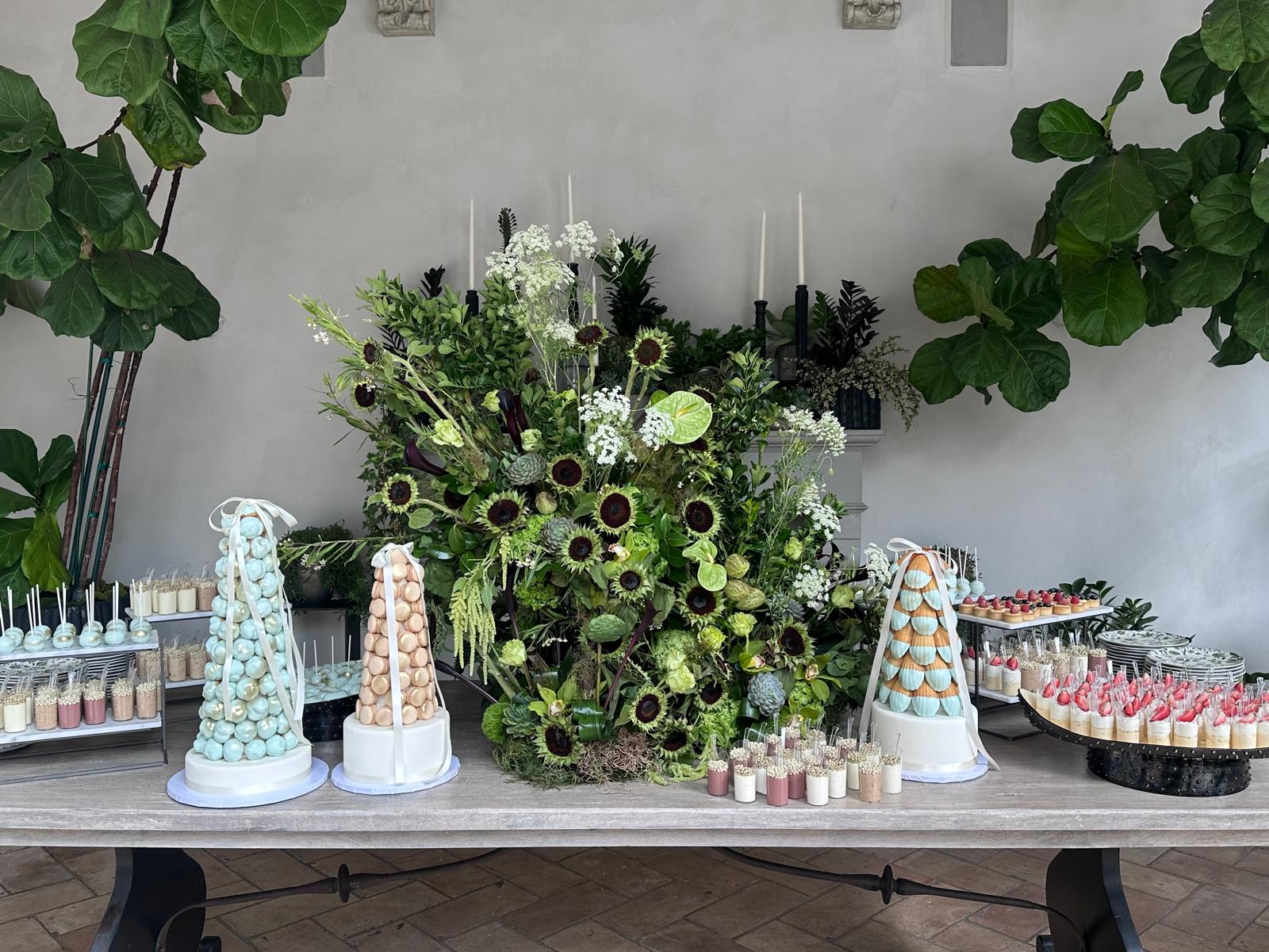 Wedding Cakes Boyle Heights Los Angeles California | Custom Cakes & Desserts | Roobina's Cake