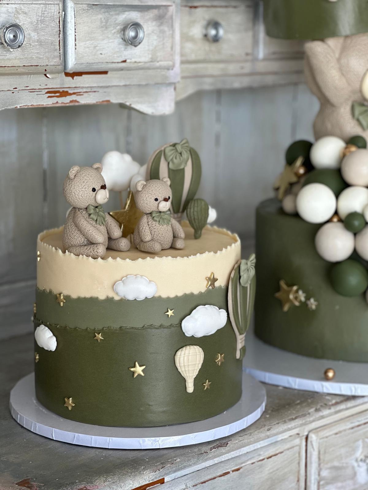 Wedding Cake Bakeries With Prices in Oceanside, CA | Best Custom Cakes Guide