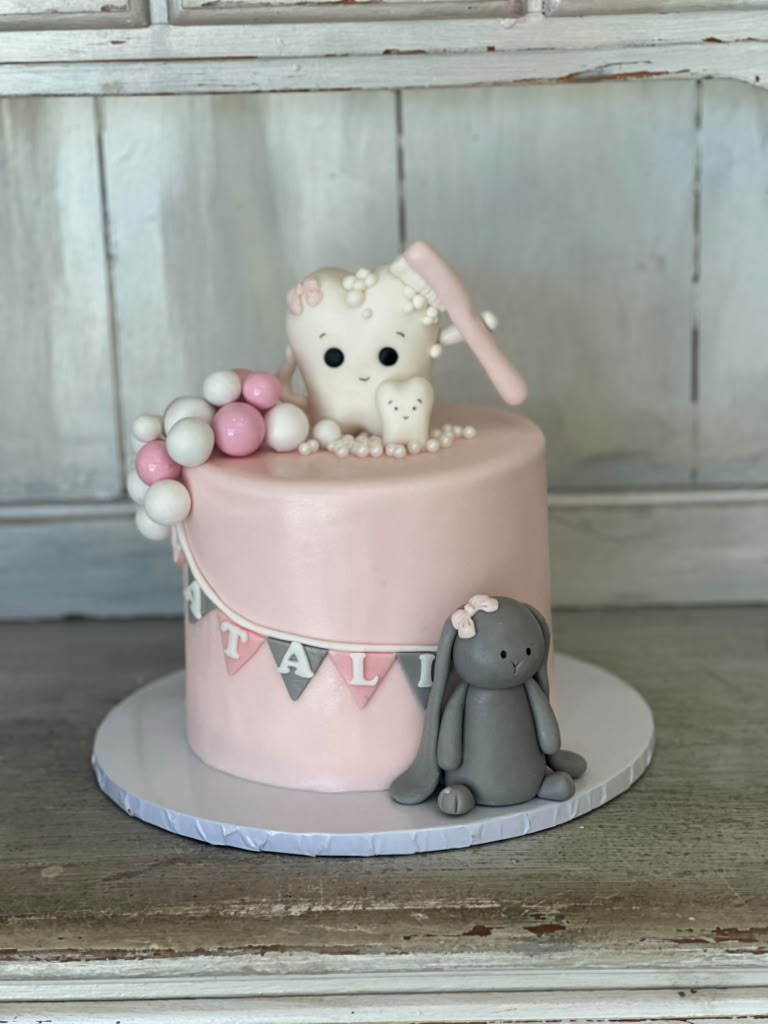 Best Wedding Cake Near Echo Park, Los Angeles, CA