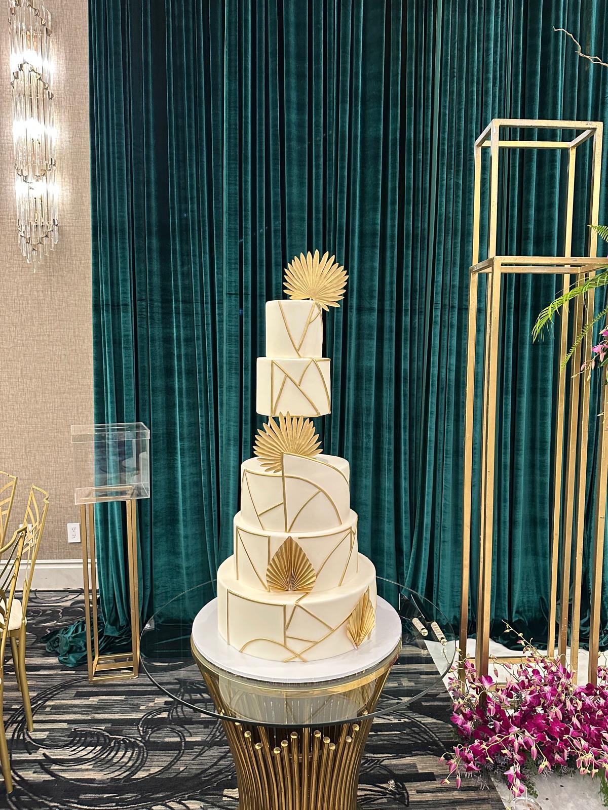 Best Wedding Cakes in Winchester, CA
