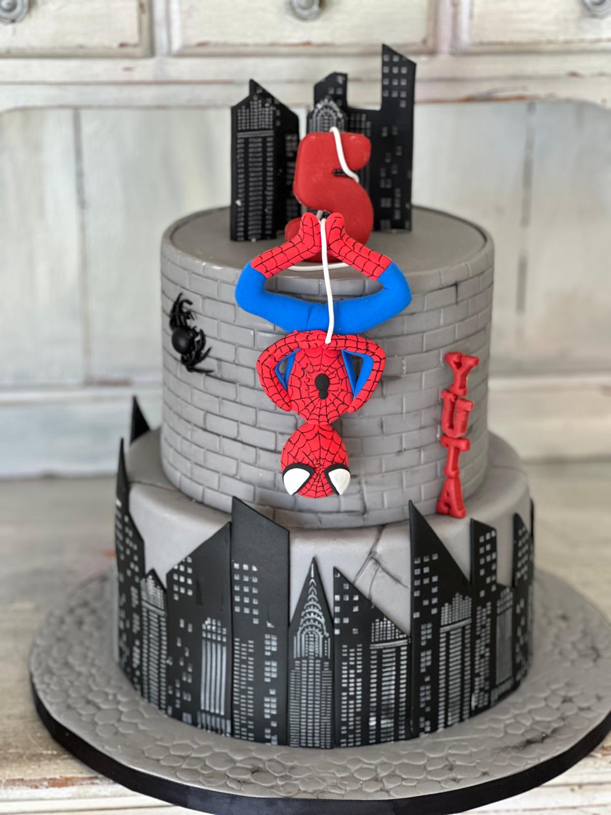 Custom Cakes Laguna Beach | Wedding & Birthday Bakery | Roobina's Cake