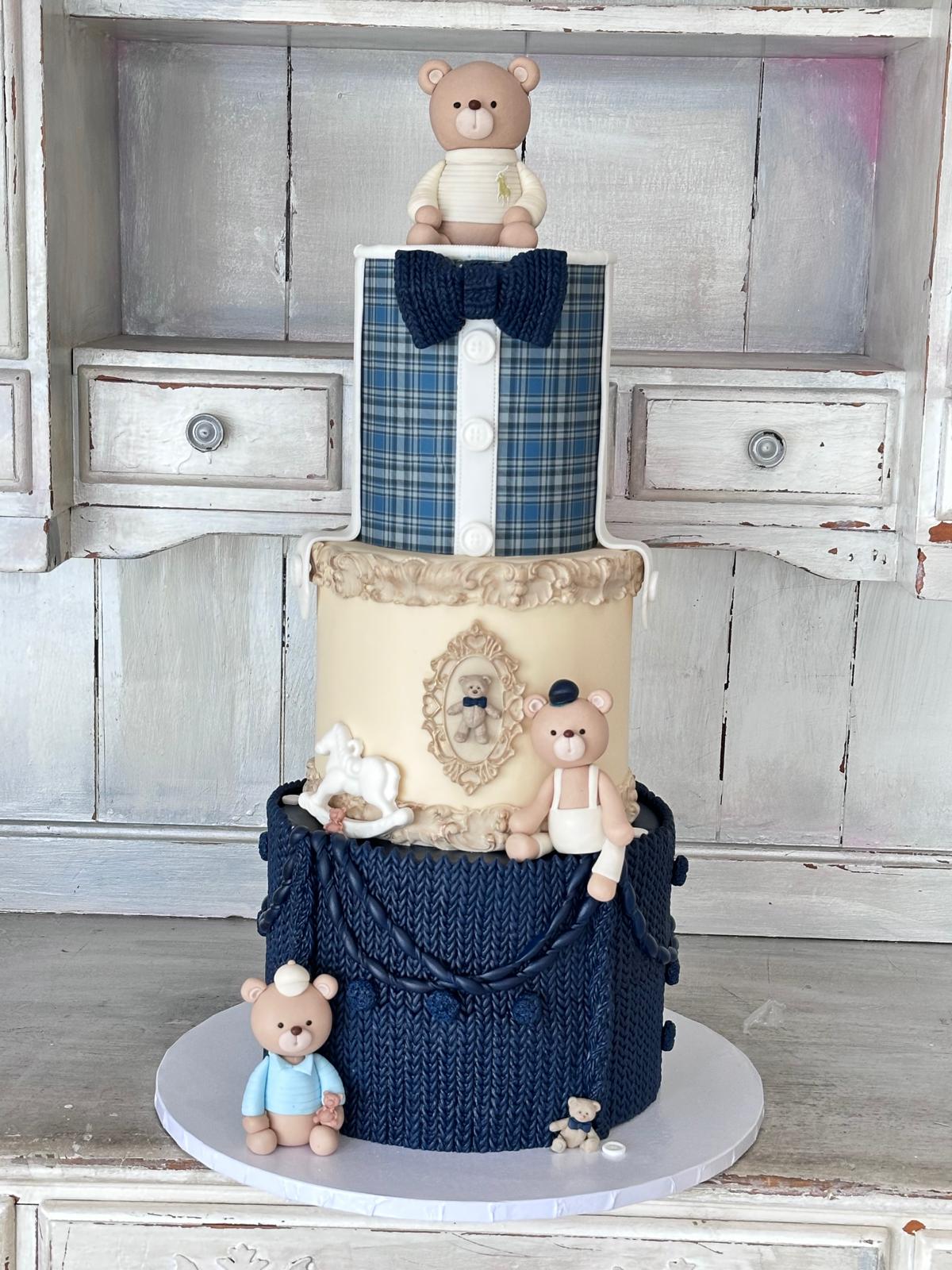 Custom Cakes Lake Forest | Wedding & Birthday Bakery | Roobina's Cake