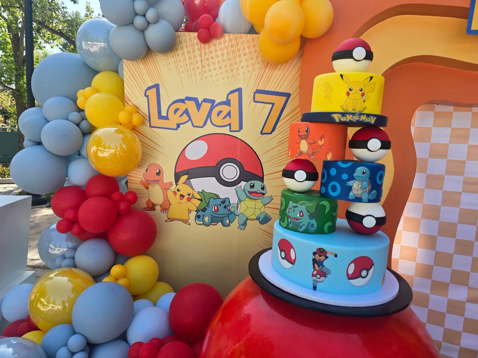 Best Cakes in Santa Monica: Custom, Birthday, Wedding & Quinceañera Cakes