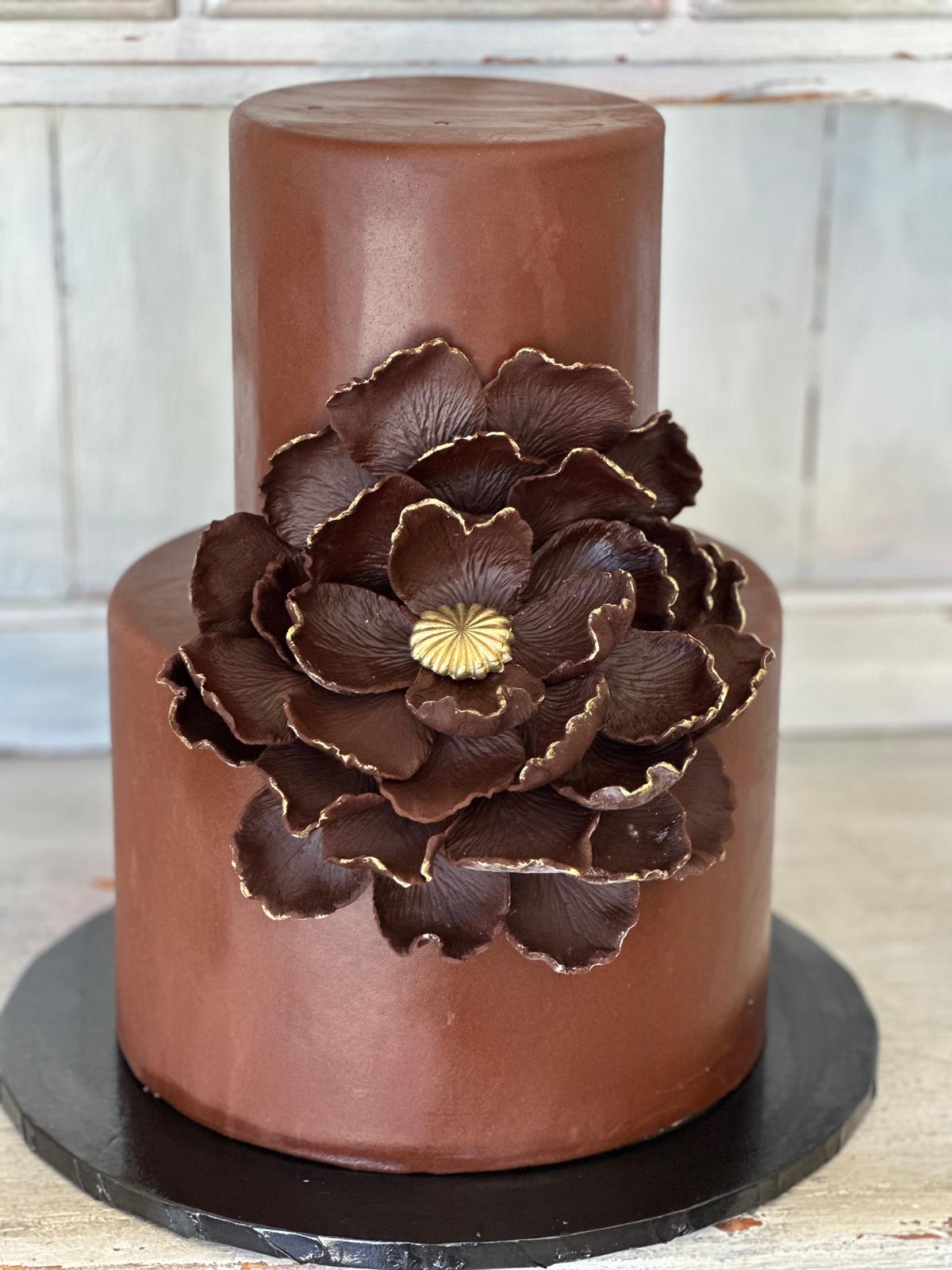 Custom Cake Delivery to Los Rios Rancho in Yucaipa and Windmill Canyon Ranch in Beaumont