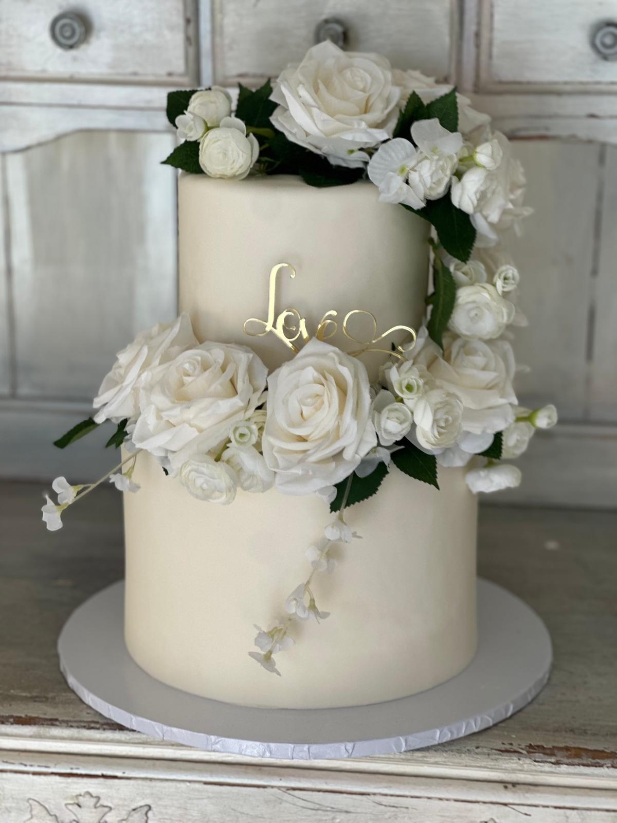 Bakery Near Me Altadena | Roobina’s Cake